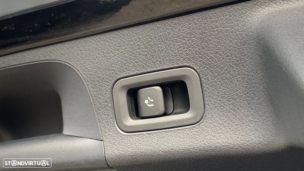 Mercedes-Benz CLA 250 e Shooting Brake Style Plus - 34