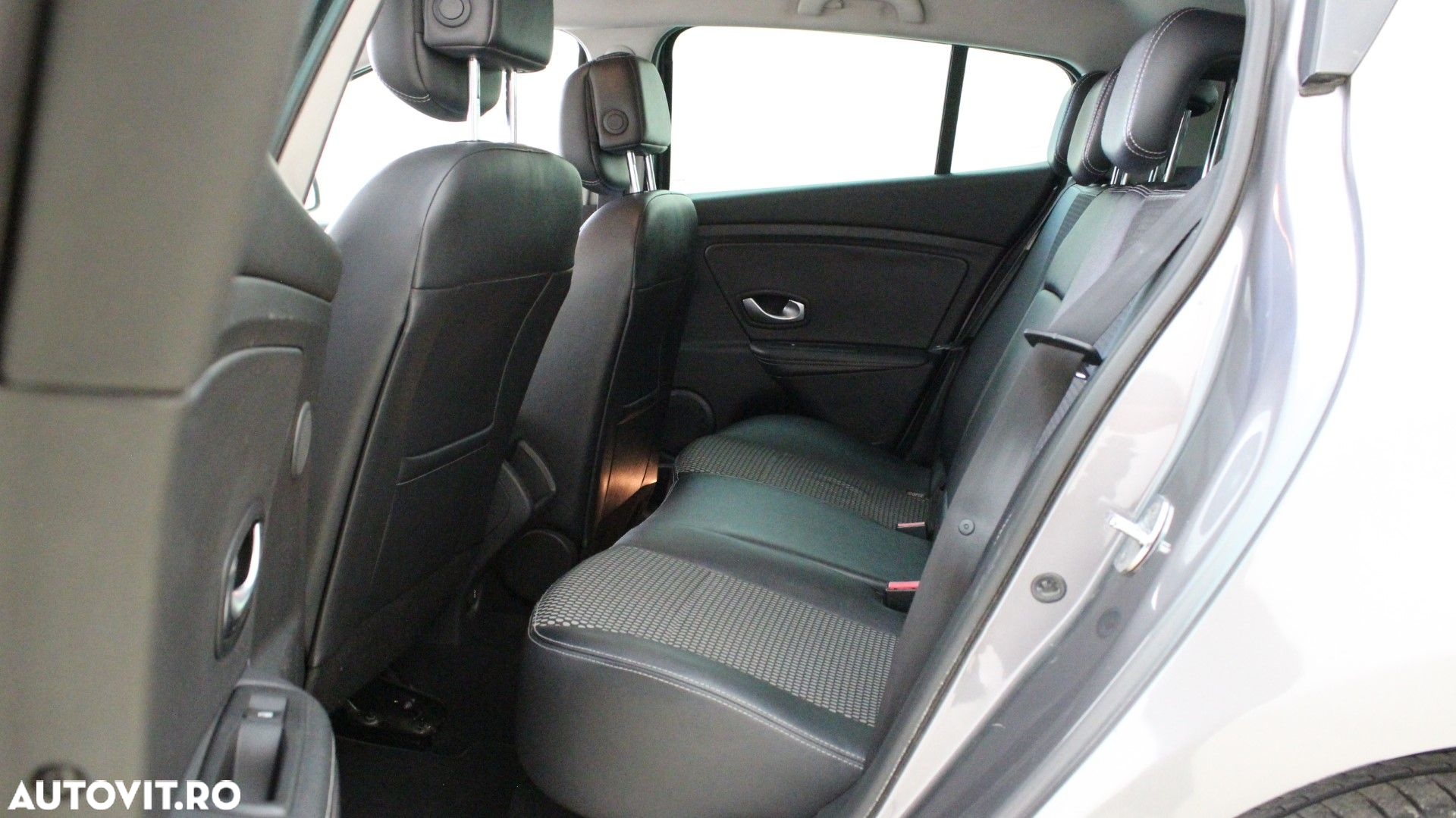 Renault Megane - 9