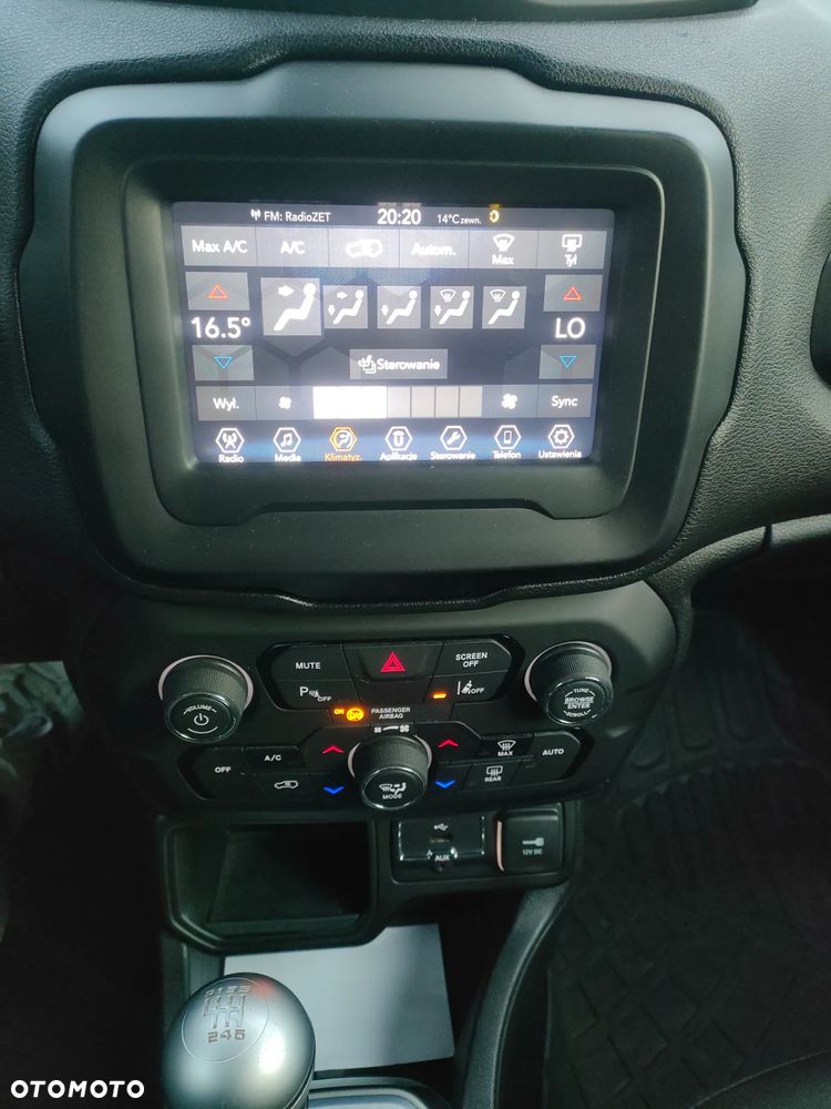 Jeep Renegade - 15