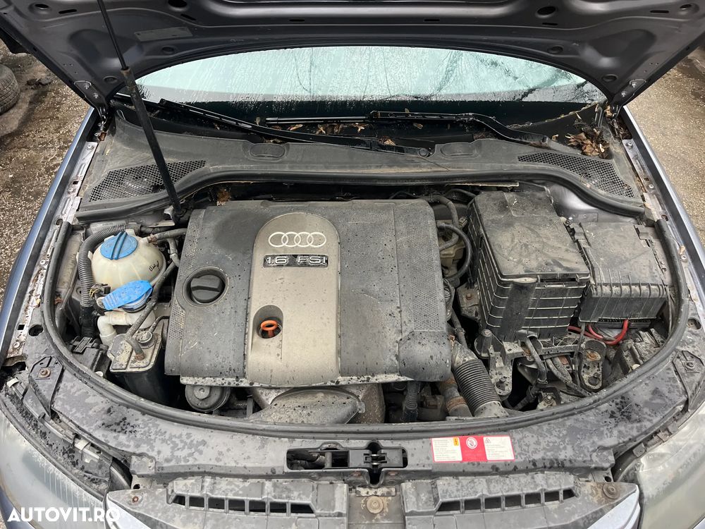 Dezmembrez Audi A3 8P facelift 4 usi gri LY7H 2006 1,6 FSI benzina cod BLP 85KW HBM - 15