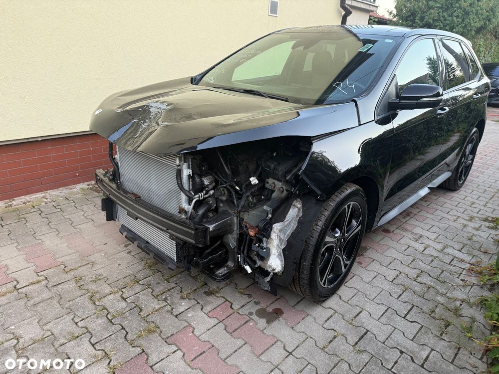 Ford Edge - 1