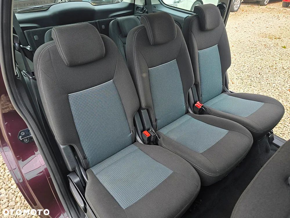 Ford Galaxy 2.0 Trend - 25