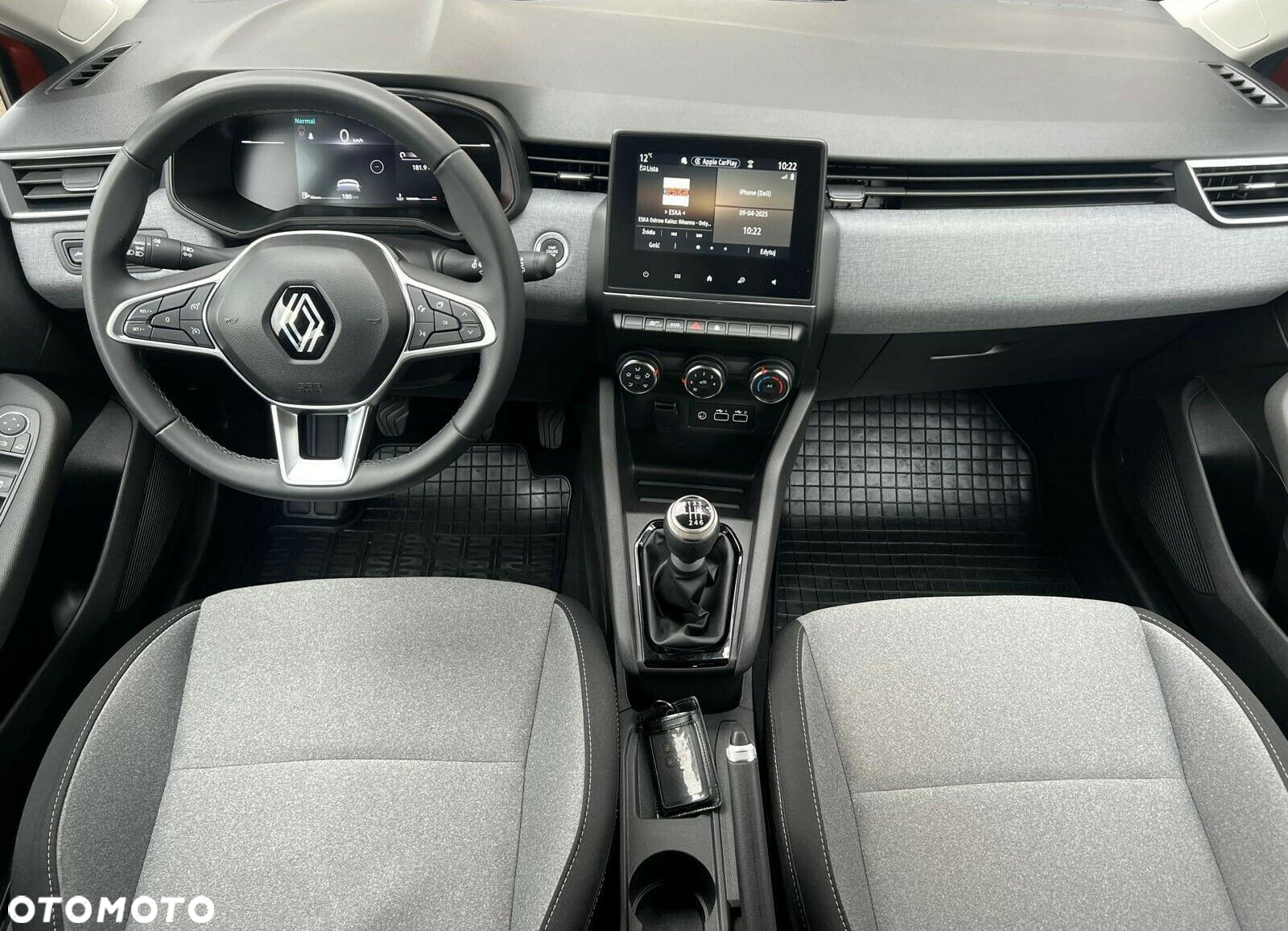Renault Clio - 7