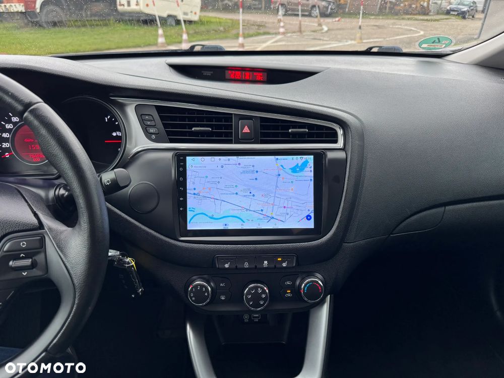 Kia Ceed 1.4 CVVT Dream Team Edition - 3