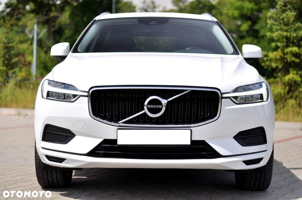 Volvo XC 60 D4 AWD Geartronic Momentum - 4