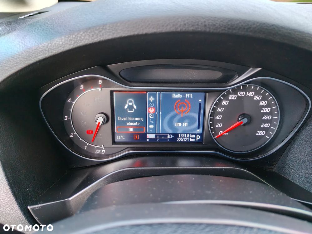 Ford Galaxy 2.0 TDCi Titanium - 13