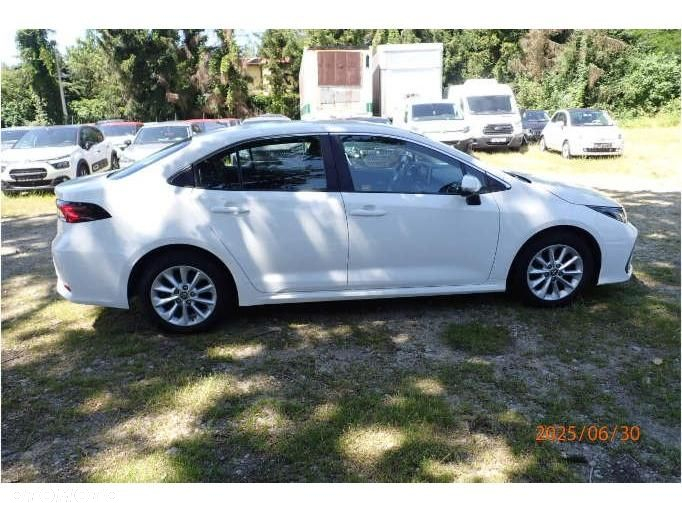 Toyota Corolla - 14