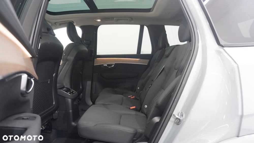 Volvo XC 90 T8 AWD Recharge Plus Dark - 37