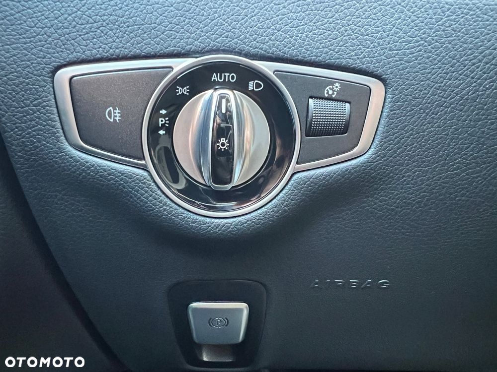 Mercedes-Benz Klasa E 220 d 9G-TRONIC Avantgarde - 34