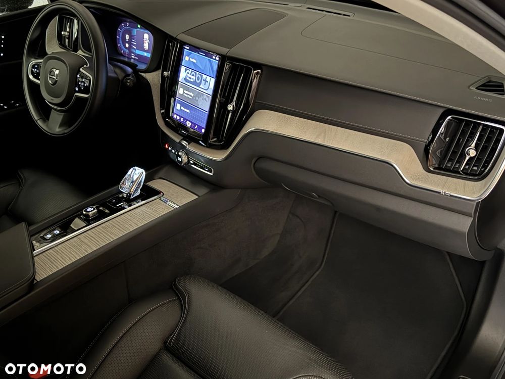 Volvo XC 60 D5 AWD Inscription - 15