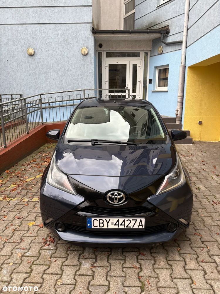 Toyota Aygo x-play - 11