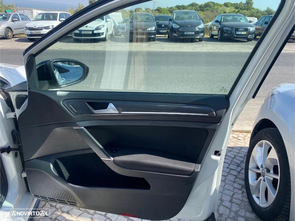 VW Golf GTI (BlueMotion ) DSG Performance - 16