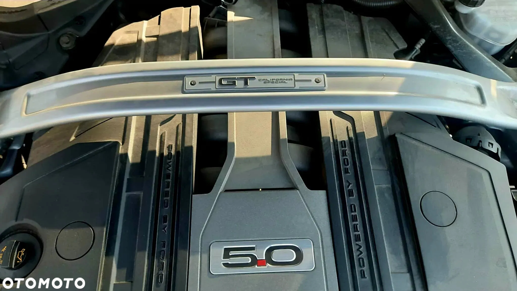 Ford Mustang 5.0 V8 GT - 17