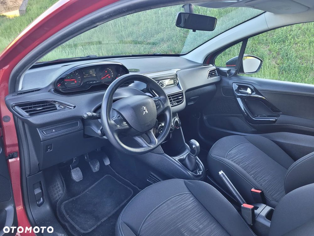 Peugeot 208 1.2 PureTech Active - 8