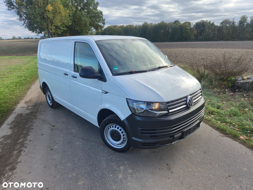 Volkswagen Transporter T6 - 16