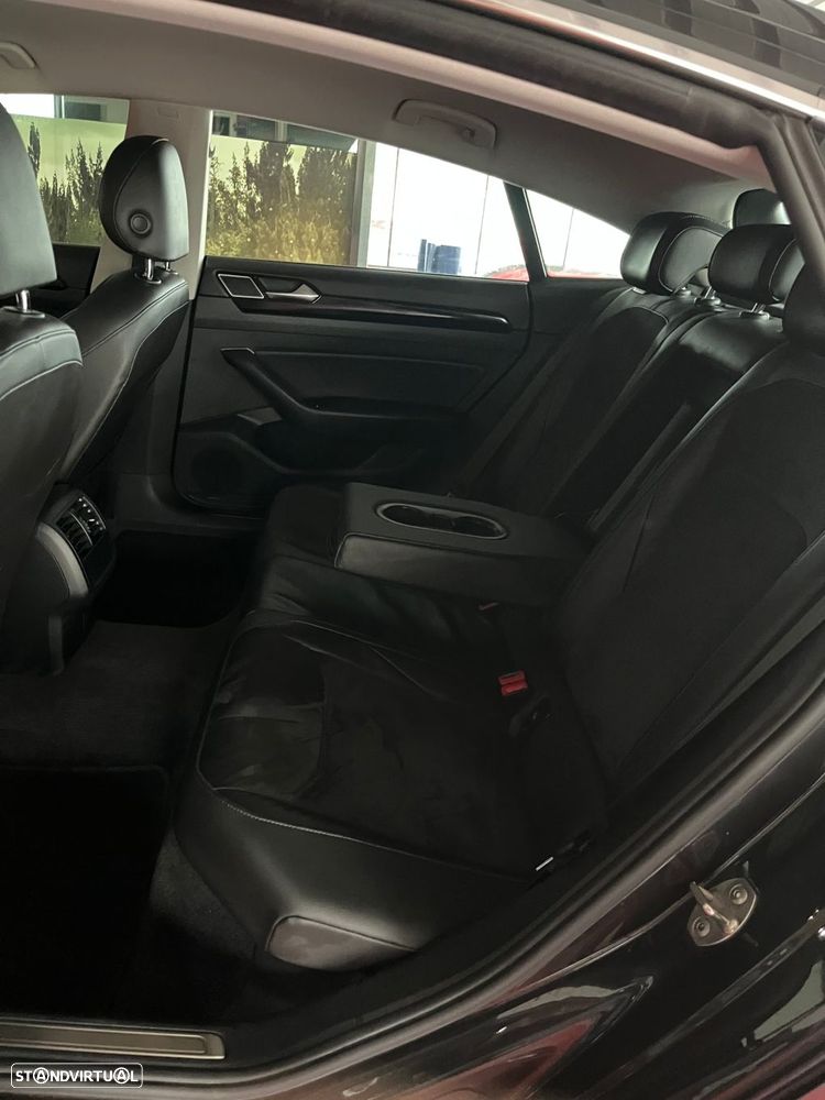 VW Arteon 2.0 TDI Elegance DSG - 24