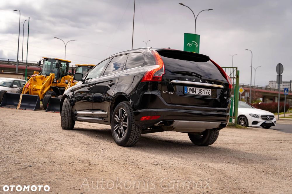 Volvo XC 60 T5 Geartronic Momentum - 10