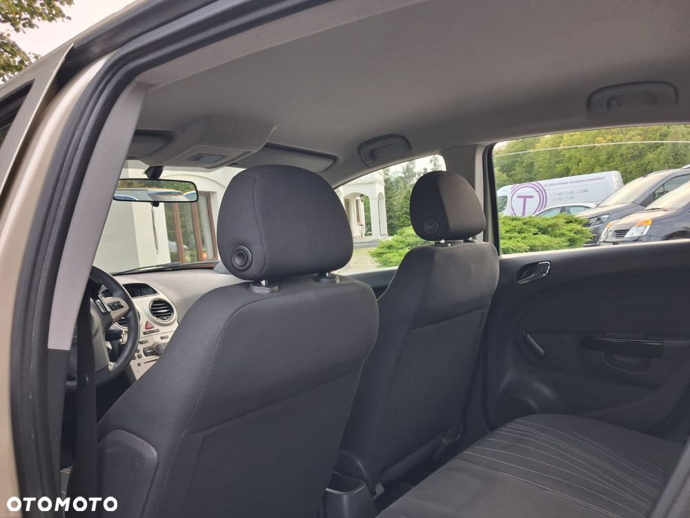 Opel Corsa - 18