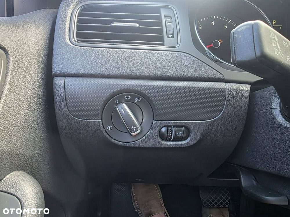 Volkswagen Jetta 1.4 TSI DSG BlueMotion Technology - 12
