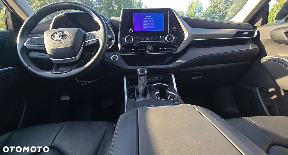 Toyota Highlander - 11