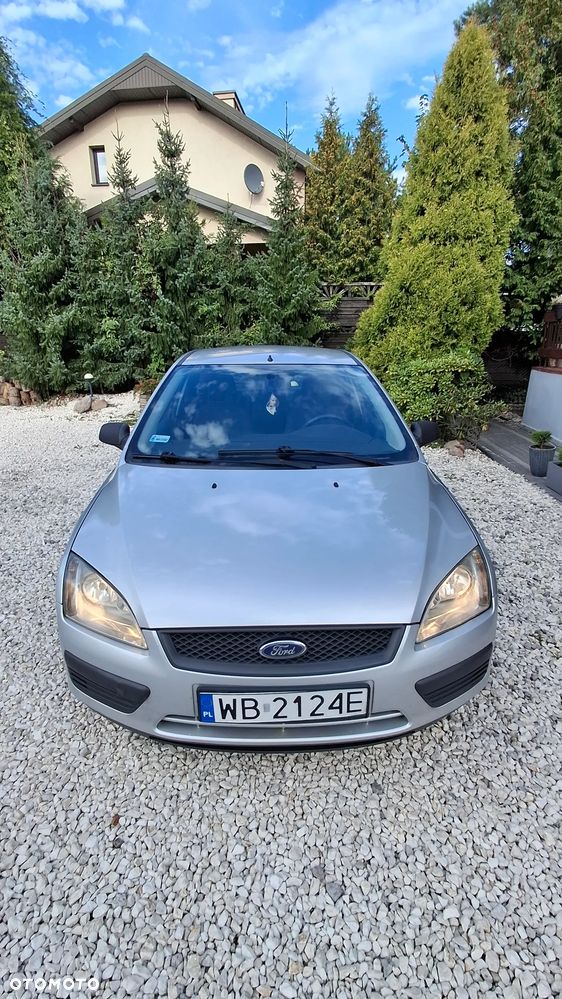Ford Focus 1.4 Ambiente - 3