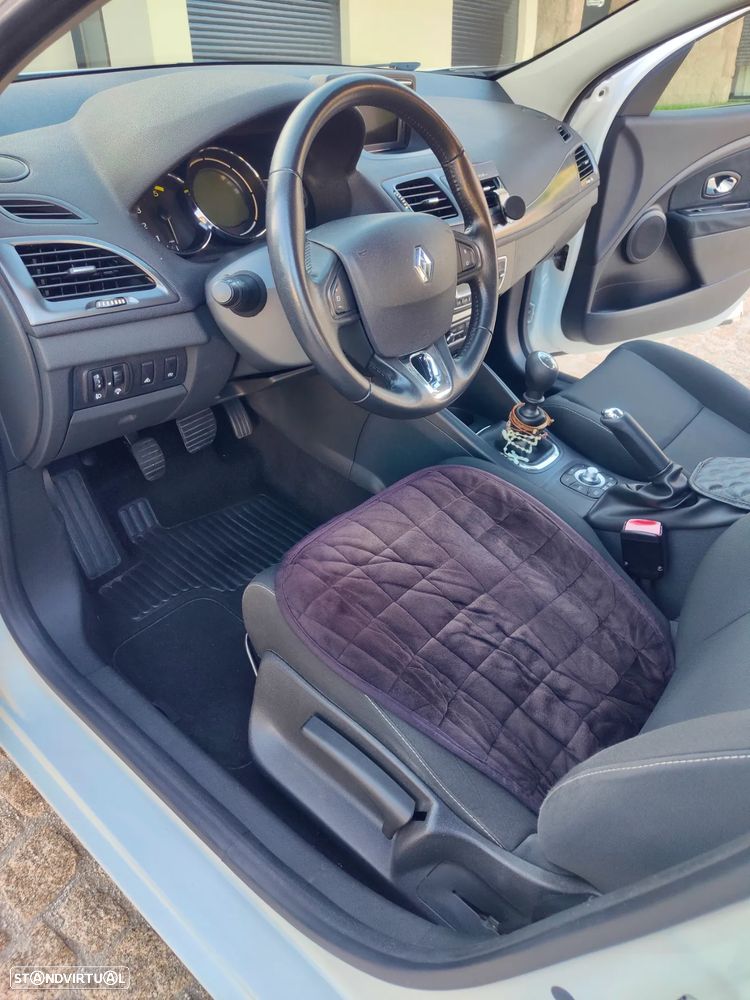 Renault Mégane 1.5 dCi Dynamique - 14