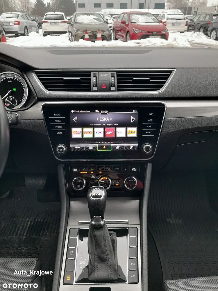 Skoda Superb 2.0 TDI SCR 4x4 Style DSG - 12