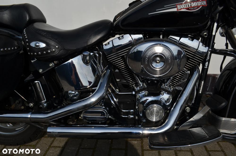 Harley-Davidson Softail Heritage Classic - 14
