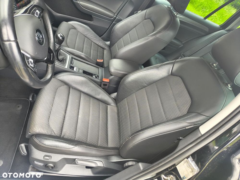 Volkswagen Golf 2.0 TDI 4Motion BlueMotion Technology Allstar - 16