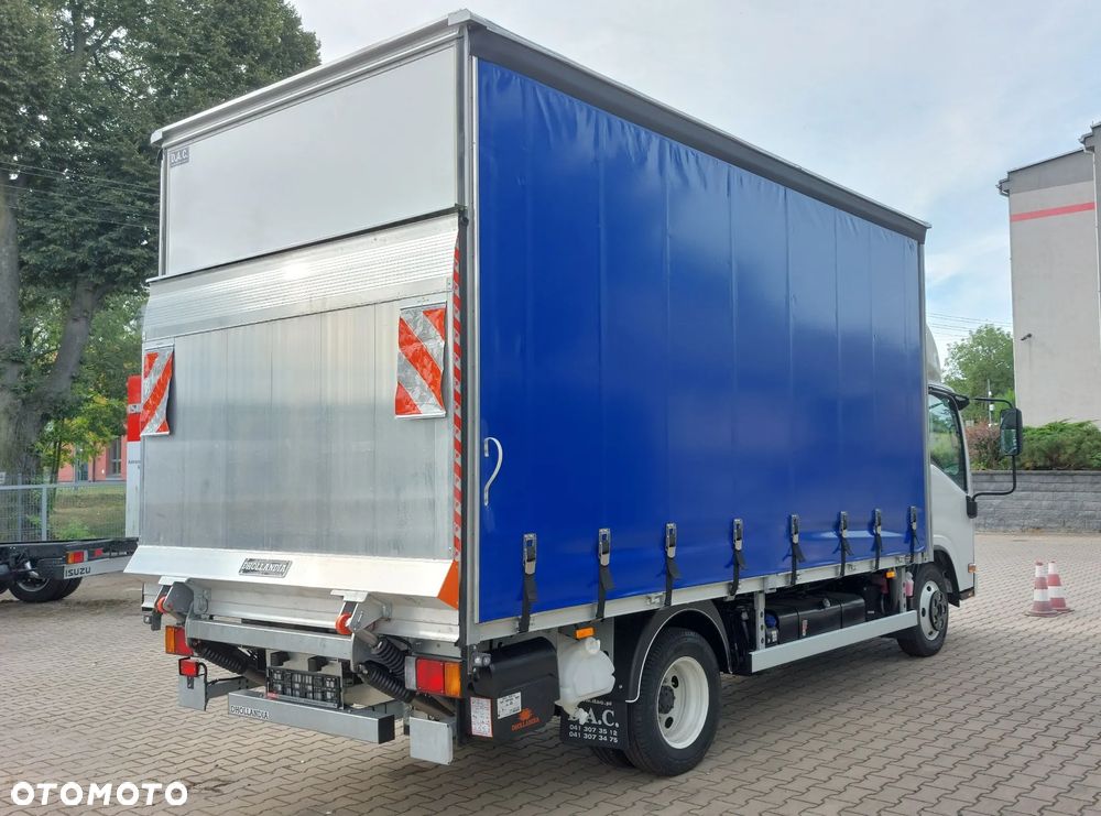 Isuzu M27 - 4