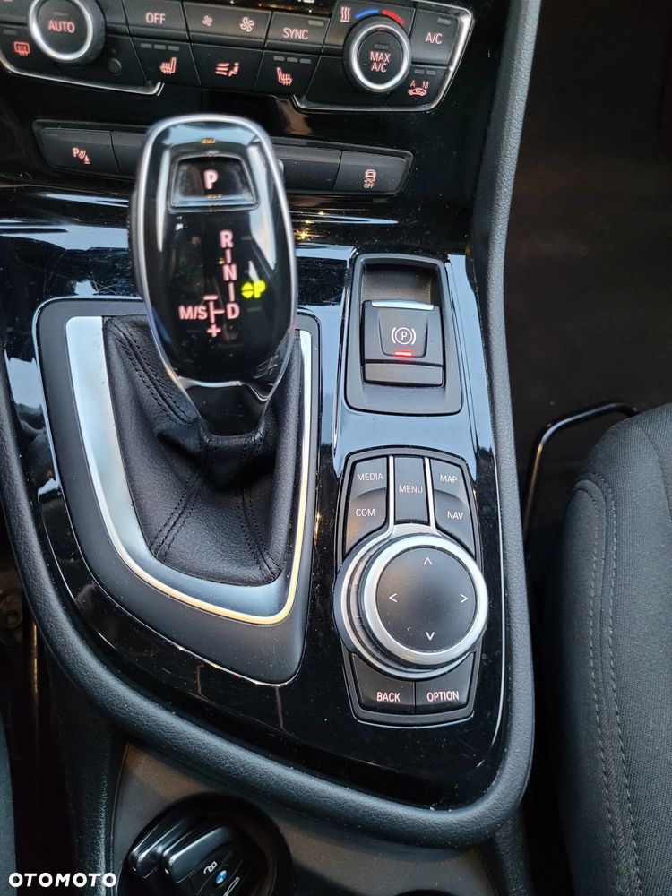 BMW Seria 2 218d Advantage - 5