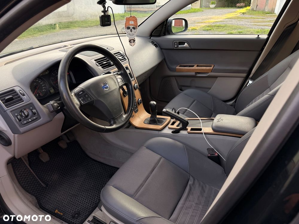 Volvo S40 1.8 Momentum - 13
