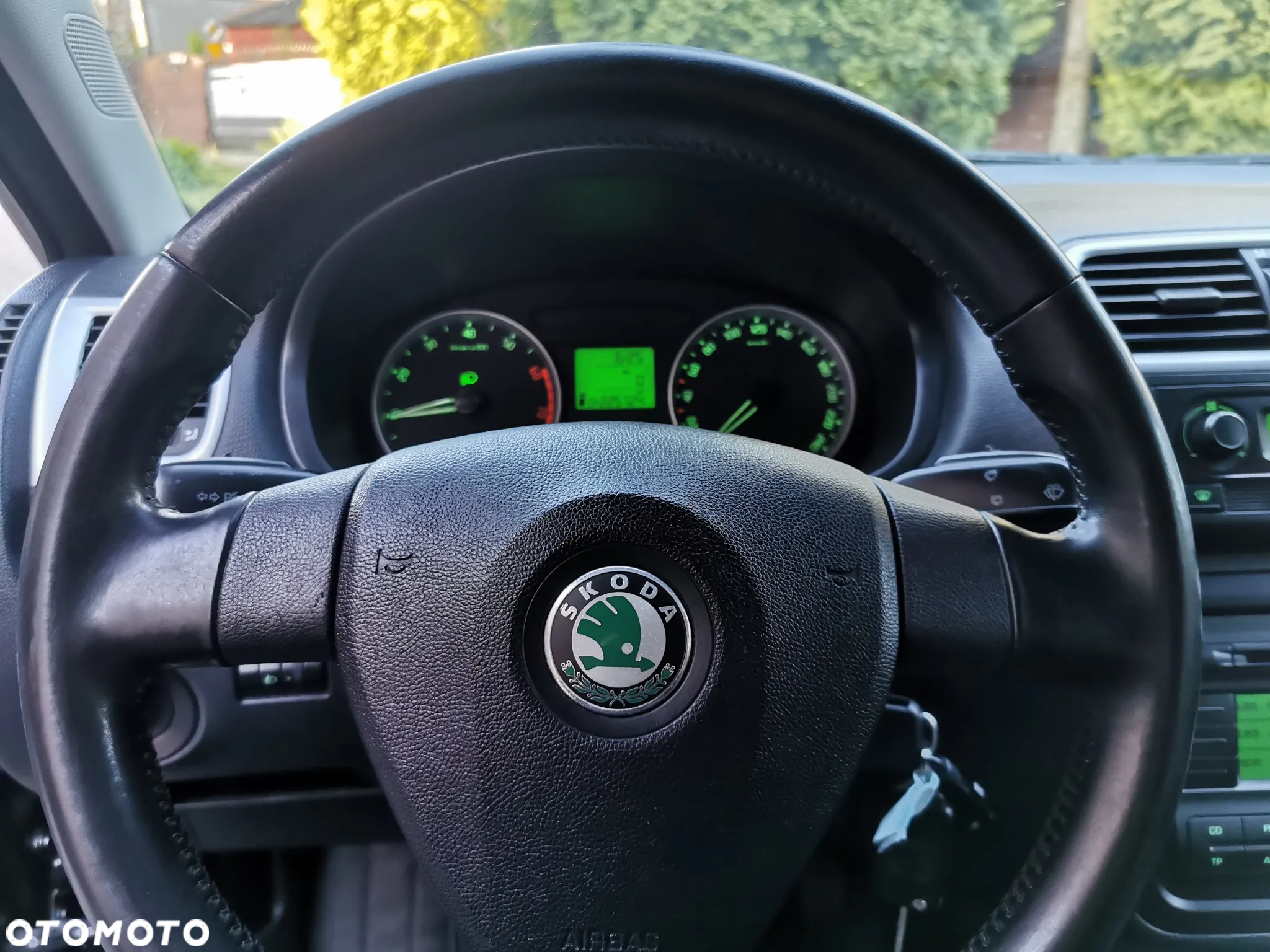 Skoda Fabia 1.6 16V Combi Sport - 10