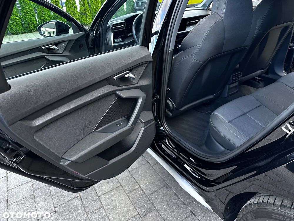 Audi A3 Sportback 35 TFSI advanced - 11