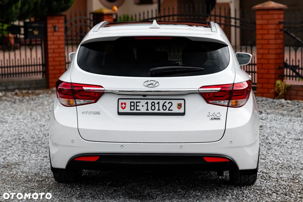 Hyundai i40 Kombi blue 1.7 CRDi DCT Premium - 11