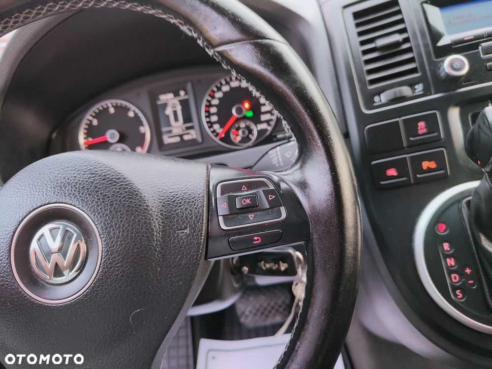 Volkswagen Multivan - 19