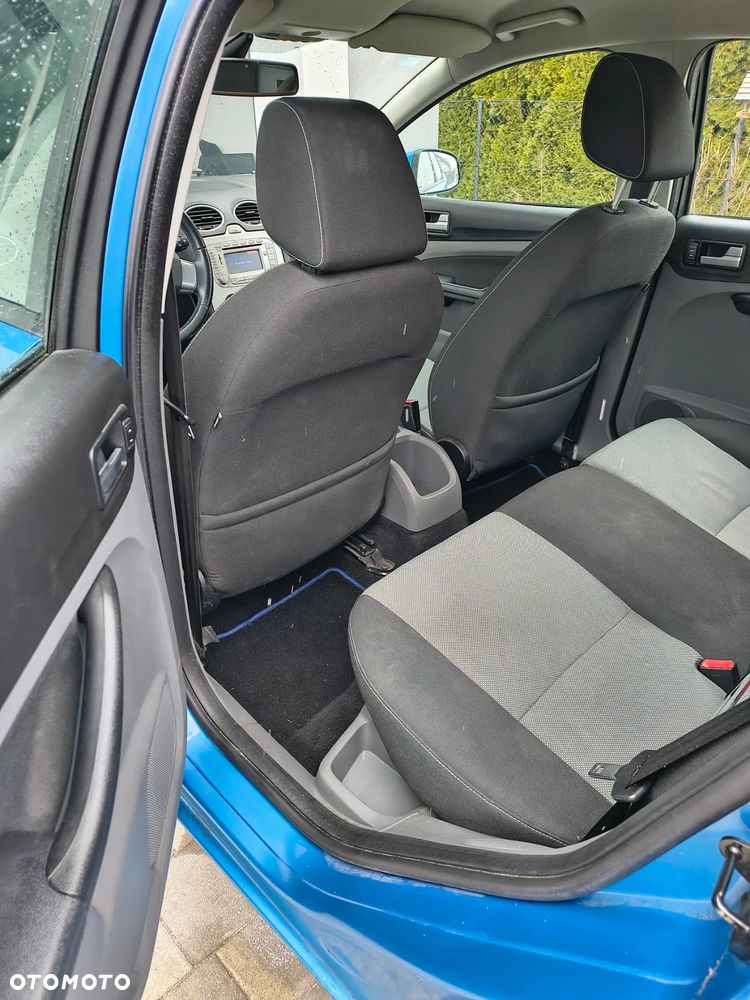 Ford Focus - 13