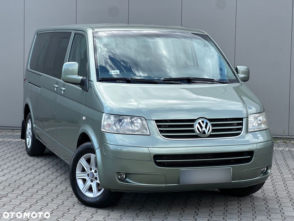 Volkswagen Caravelle - 2