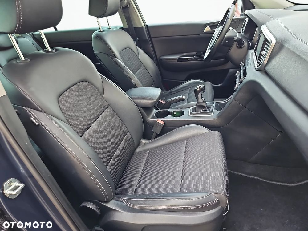 Kia Sportage 1.6 T-GDI L Business Line 2WD - 27