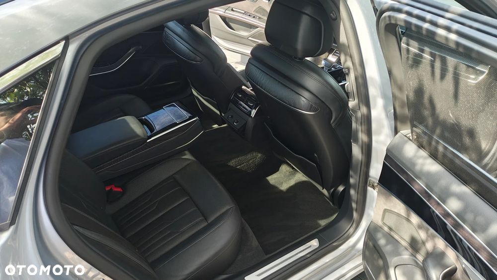 Audi A8 L 55 TFSI mHEV Quattro Tiptr - 29