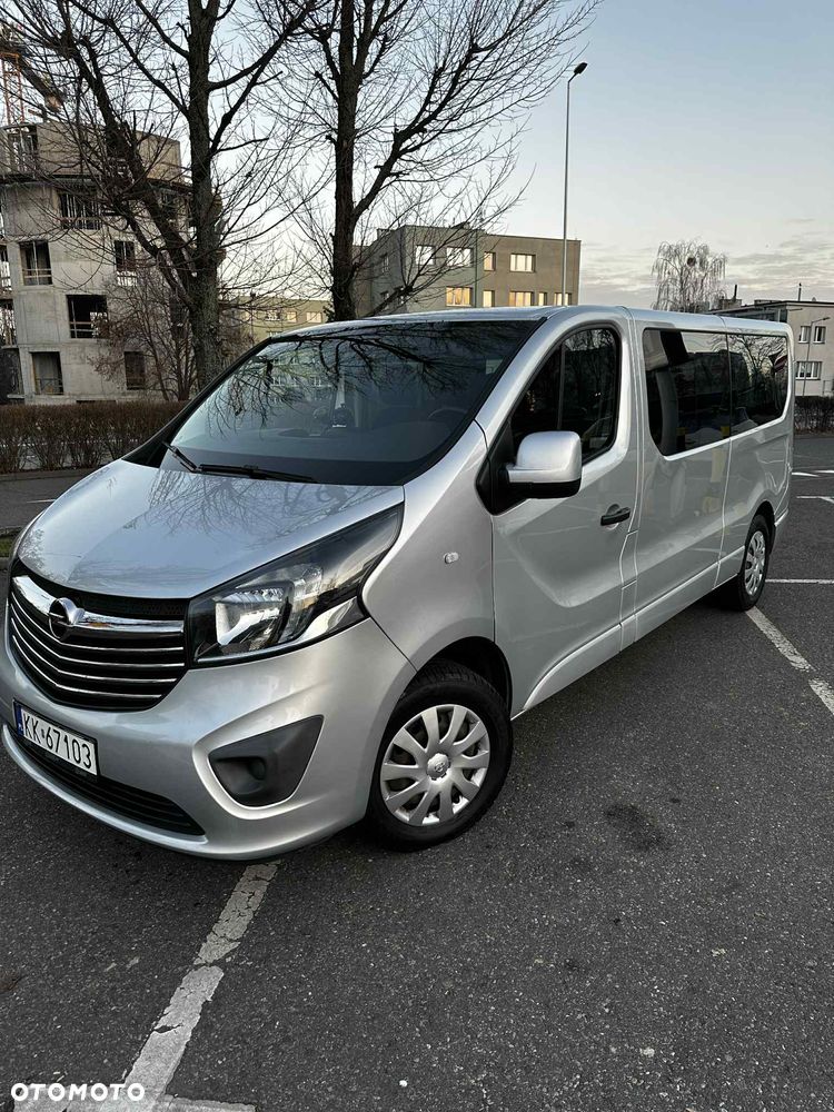 Opel Vivaro - 1