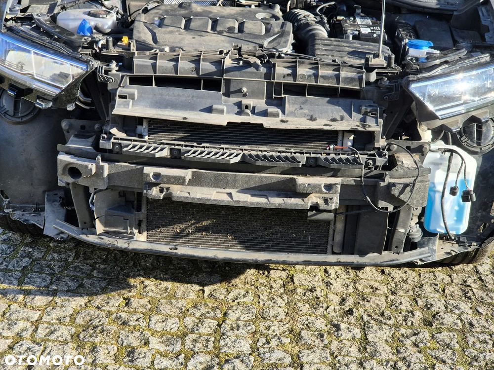 Volkswagen T-Roc 2.0 TDI SCR DSG ACTIVE - 27