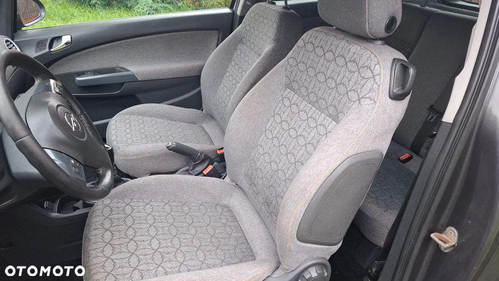 Opel Corsa - 26