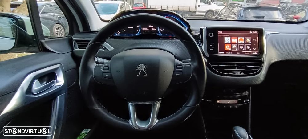 Peugeot 2008 PureTech 110 GPF Stop&Start EAT6 Crossway - 12