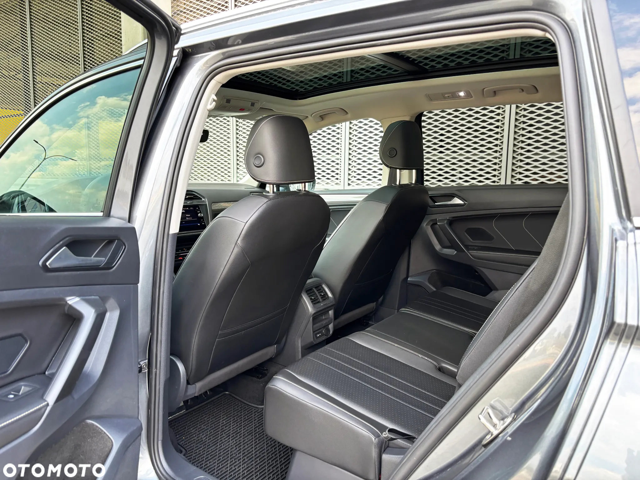 Volkswagen Tiguan Allspace 2.0 TSI 4Mot R-Line DSG - 17