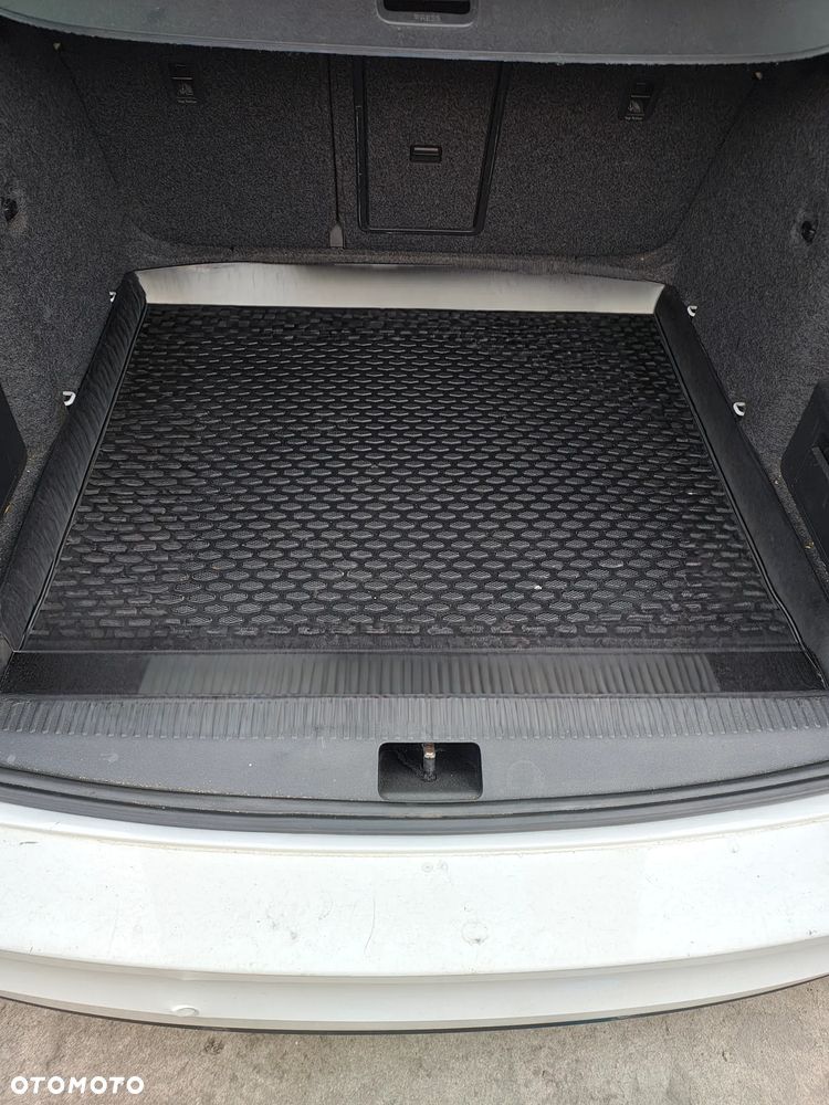 Skoda Octavia 2.0 TDI Elegance - 11