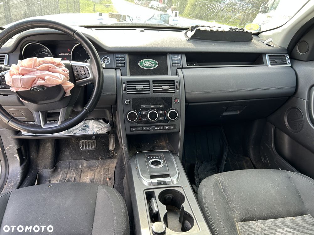 Land Rover Discovery Sport - 7
