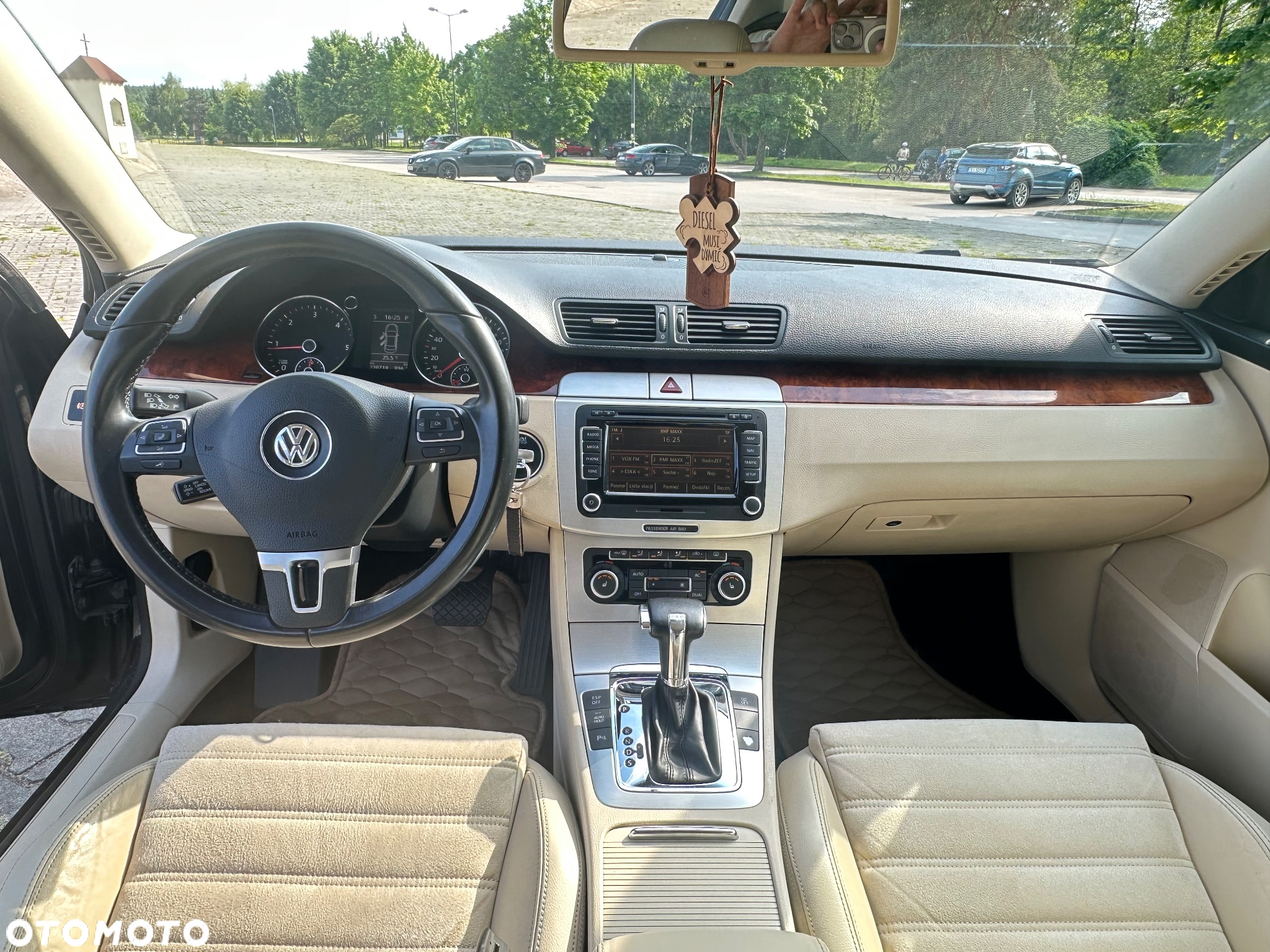 Volkswagen Passat 2.0 TDI DPF Highline DSG - 17
