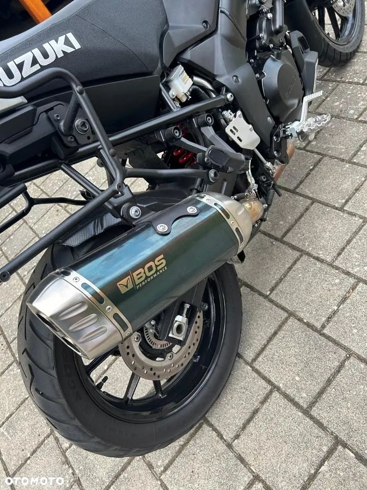 Suzuki V-STROM - 5