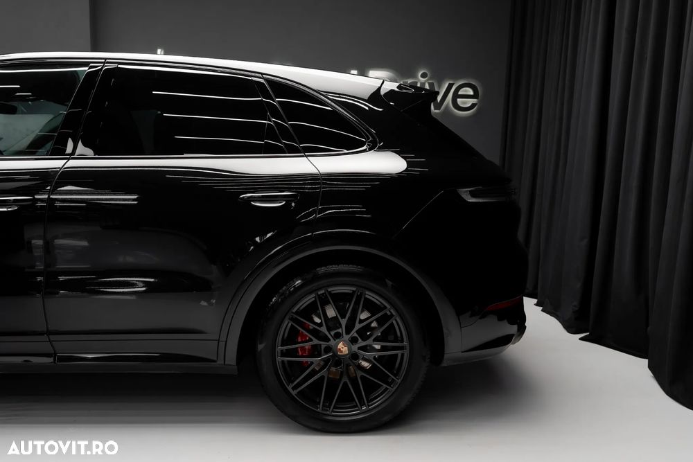 Porsche Cayenne GTS - 29